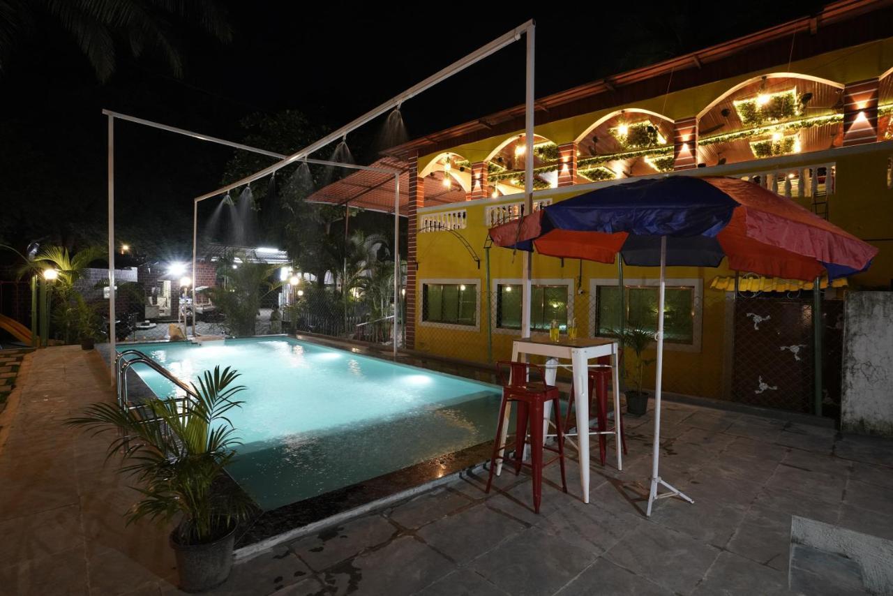 Palm Springs Beach Resort - Gorai Mumbai Exterior foto